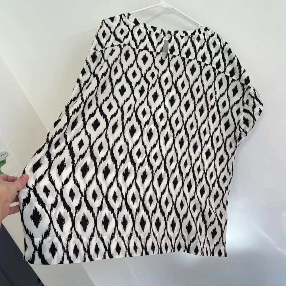 VIOLET CLAIRE Plus Size White ish Black Ikat Boho Short Dolman Sleeve Blouse Top - Image 16