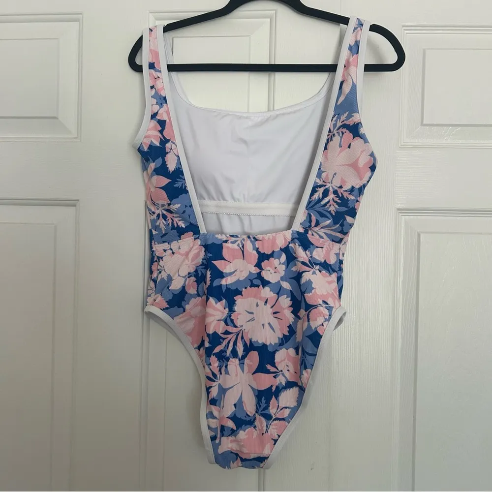 LainSnow x Tiare Hawaii Floral Ocean Isle One Piece‎ Blue Pink Size XL - Image 4