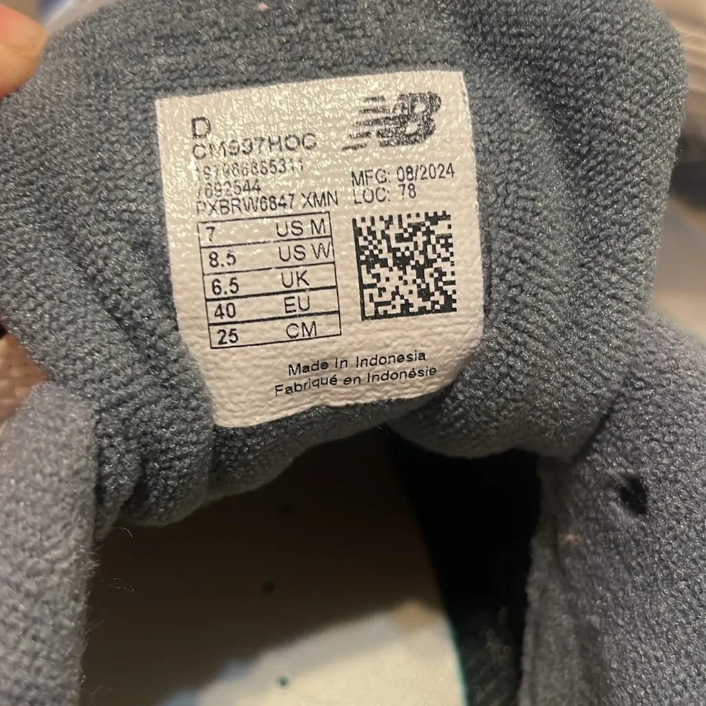 New Balance Athletic Shoes Unisex - Image 8