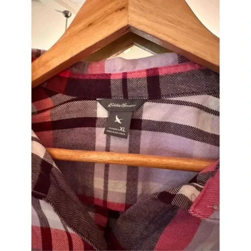 Eddie Bauer  Plaid Flannel Button Down Shirt Size XL‎ - Image 3
