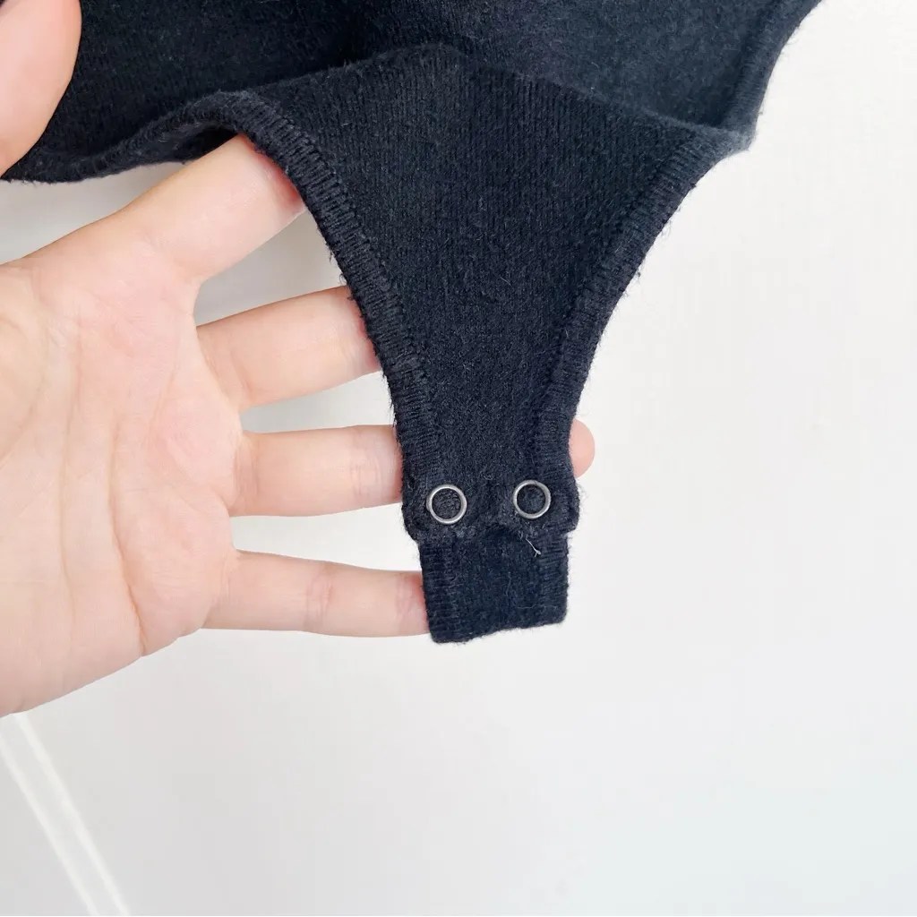 A&F • Ottoman V-Neck Tank Bodysuit black ribbed sweater knit thong sleeveless - Image 5