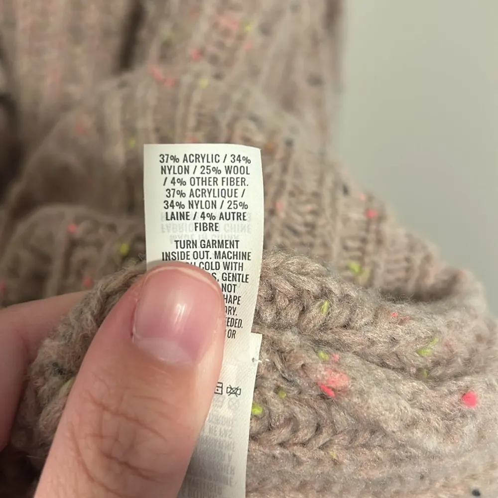 Wool Blend Tan Comfy Loungewear Hooded Lightweight Sweater Size Small - Image 3