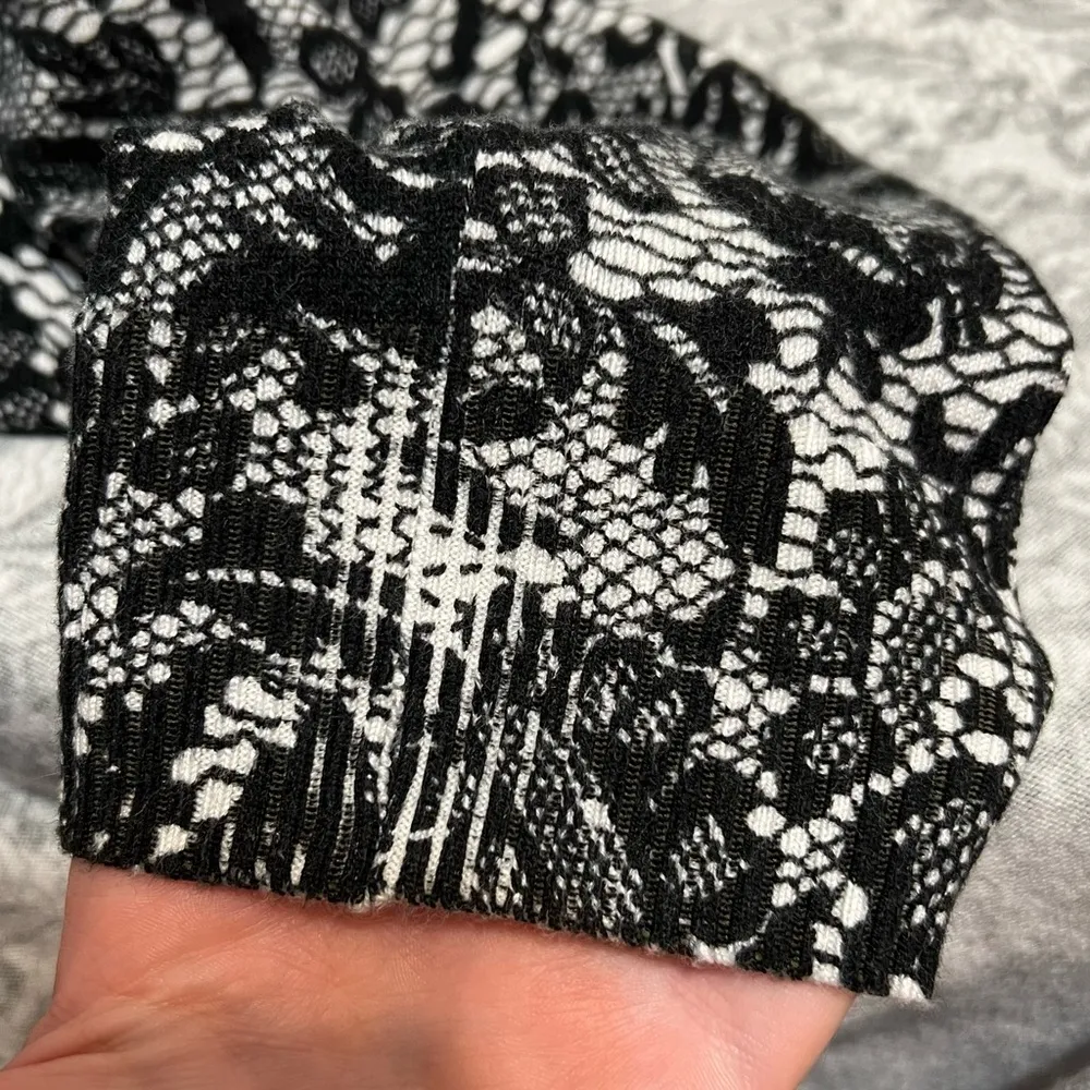 Top Knits Button Up Cardigan Black White Lace Pattern Three Quarter Sleeve XL - Image 8