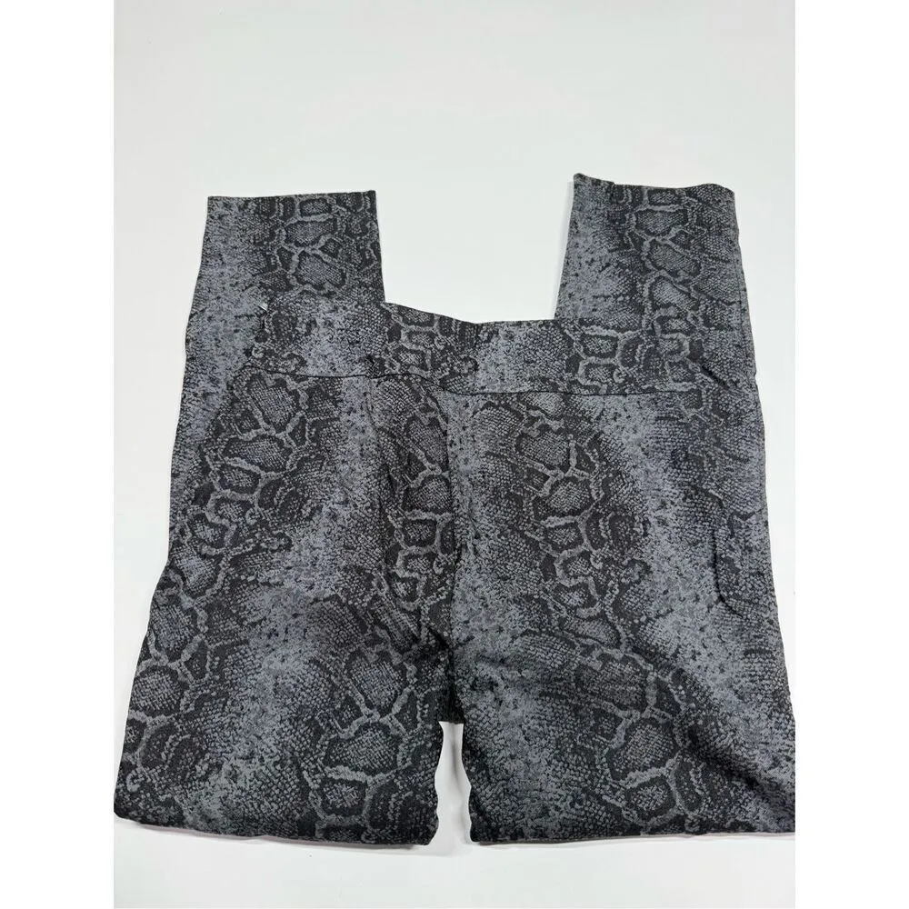 Susan Graver Side Zip Crop Snakeskin Print Size 4 Petite - Image 7