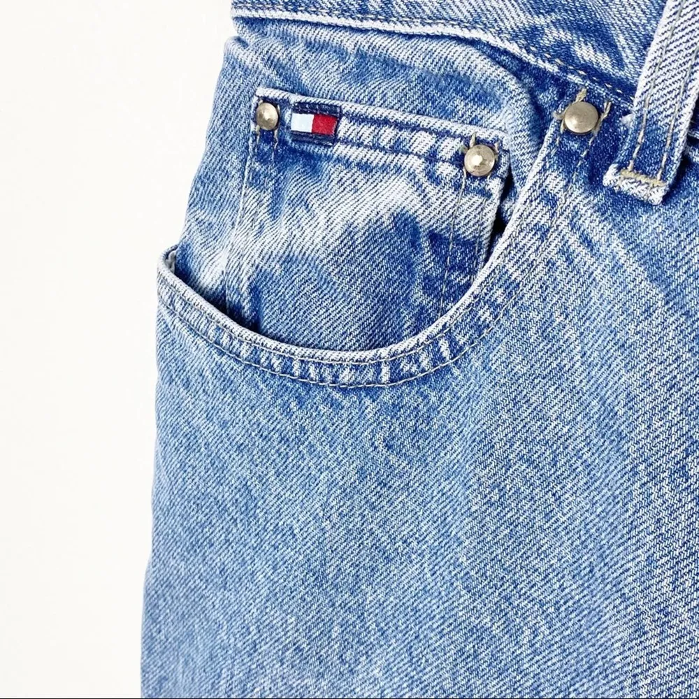 TOMMY HILFIGER Vintage Medium Wash High Rise Mom Jeans, Size 14 - Image 5