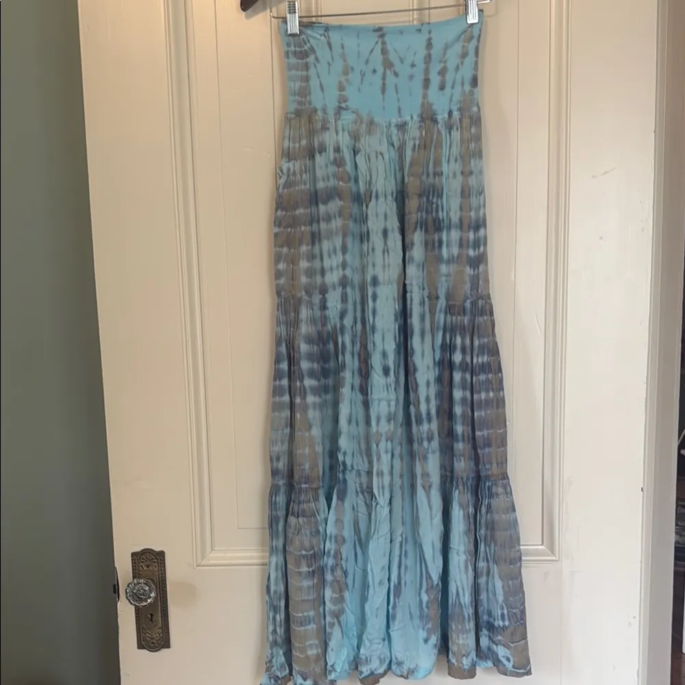 Blue Tiered wide legged pants Size undefined - Image 5