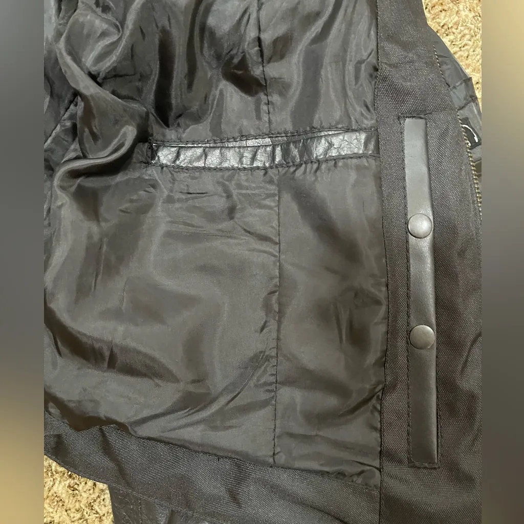 Milwaukee Leather Jacket Women’s 3X Distressed Leather Concealed Carry Pockets Black Size undefined - Image 9