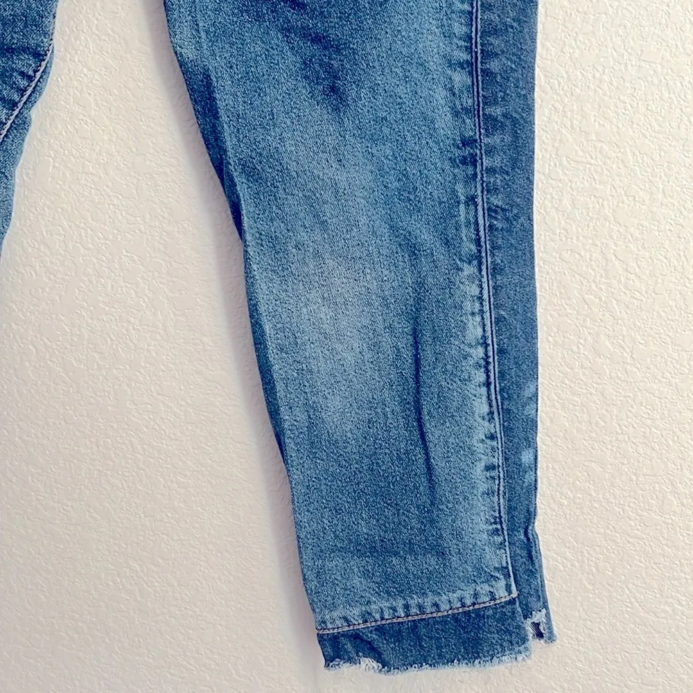 Ella Moss Blue Cropped Ankle Jeans, Size 29 - Image 8