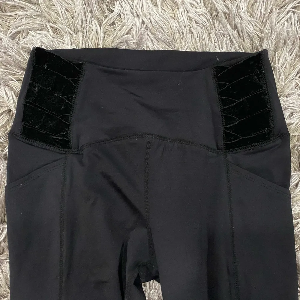 FREE PEOPLE - Movement Wonderstruck Velvet Leggings - Image 7