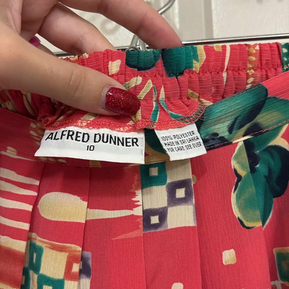 Alfred Dunner Tropical Printed Pleated Front Skirt - Image 8