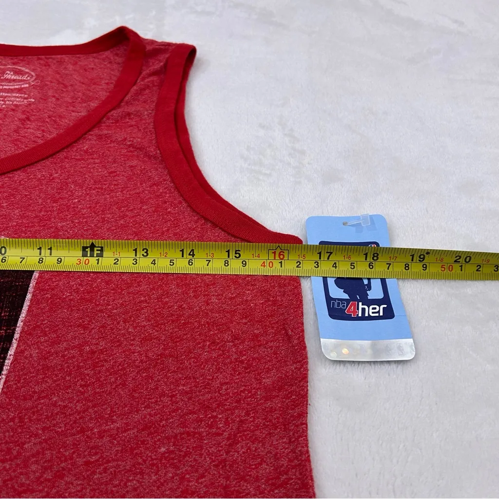 Chicago Bulls Dwyane Wade 3 NBA Majestic Threads Red Tank Top Shirt Women’s XL - Image 5