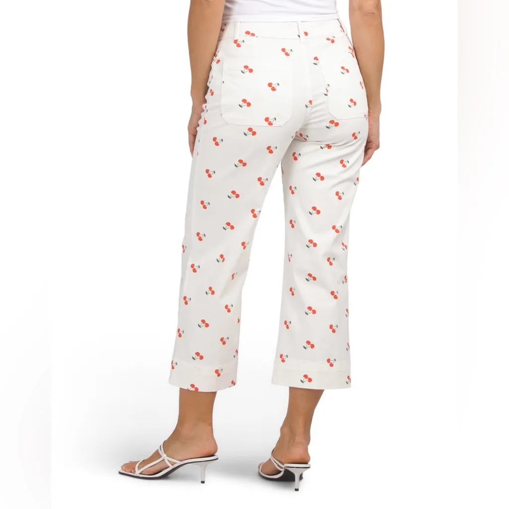 BAGATELLE Cherry Print Cropped Capri Pants size 8 NWT - Image 2