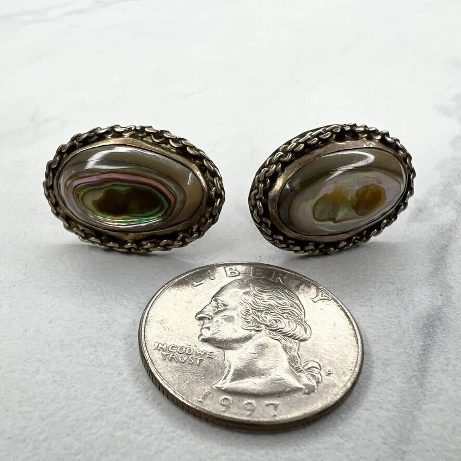 Vintage Alpaca Silver Abalone Shell Screw Back Earrings ✨ - Image 4