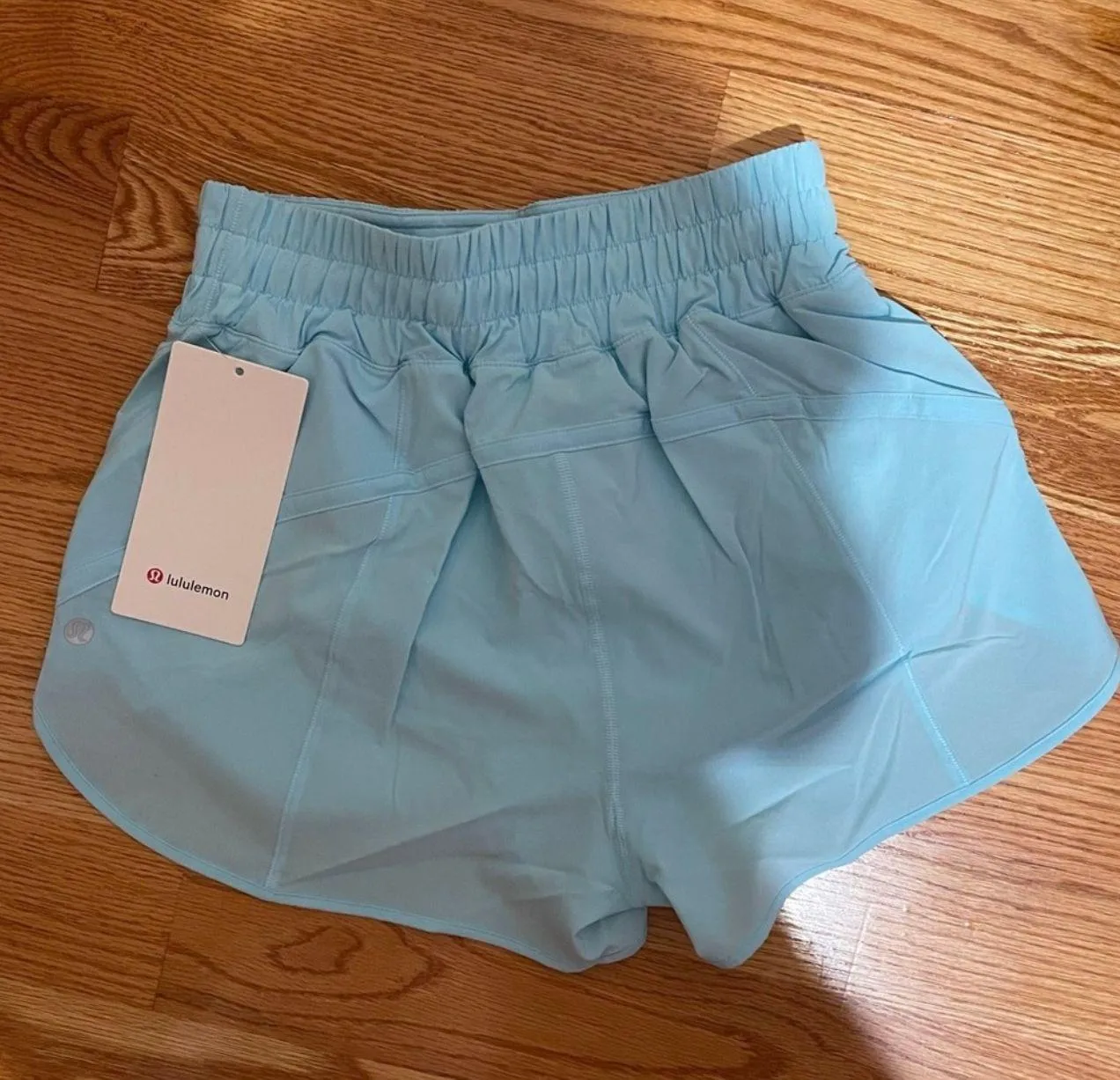 Lululemon Lulu Ice Blue track That Shorts Size 6 - Image 2