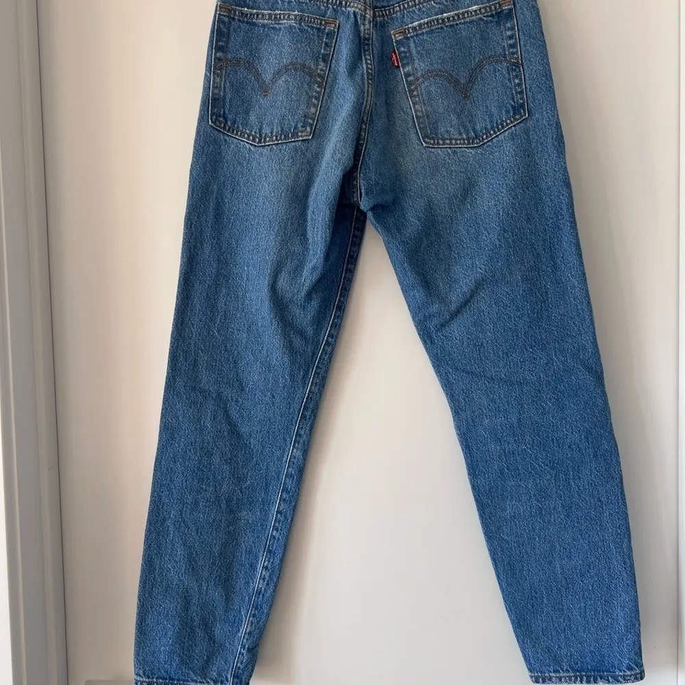 Levi’s Wedgie High Rise Straight Leg Jeans Size 27 | Classic Vintage Fit EUC - Image 3