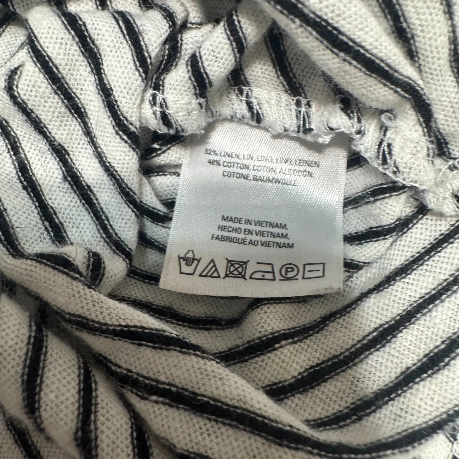 Postmark Anthropologie Linen blend black white striped top knit shirt sz M Size M - Image 5