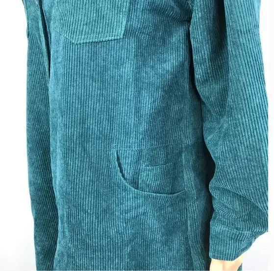 Pocketed button down corduroy shacket Green - Image 6