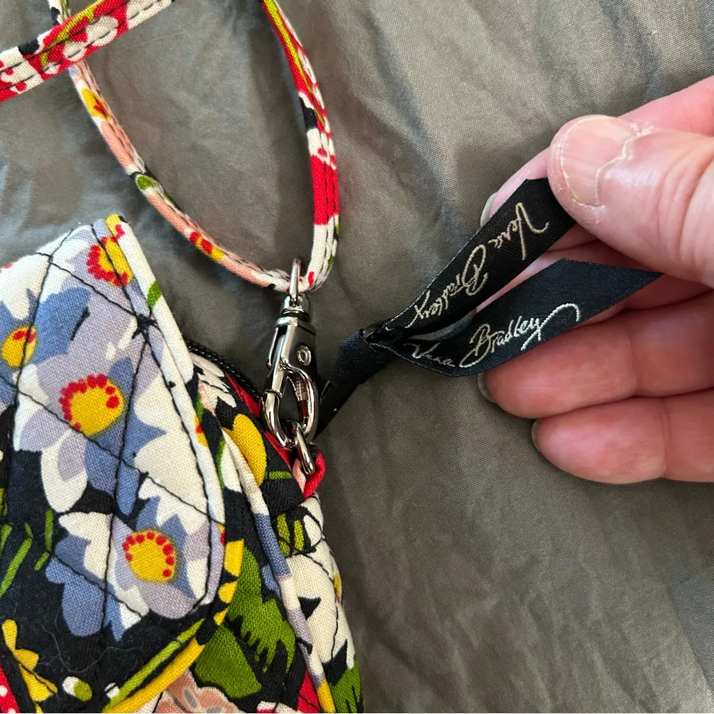 Vera Bradley Tiny Crossbody Purse. - Image 2