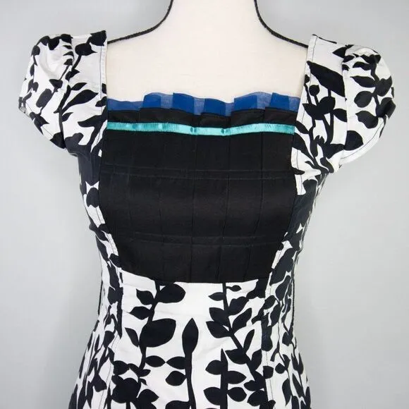 Vintage floral print black‎ white, square neck, bubble short sleeve sheath dress Black Size XXS - Image 3