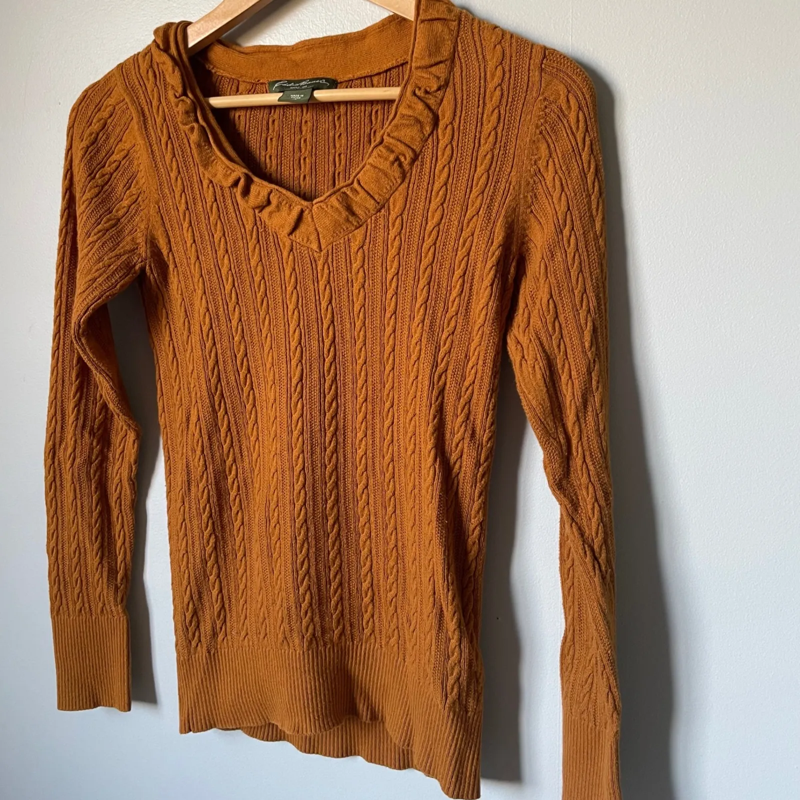 Eddie Bauer Cable Knit V Neck Ruffle Sweater Burnt Orange XS Cotton Nylon - Image 3