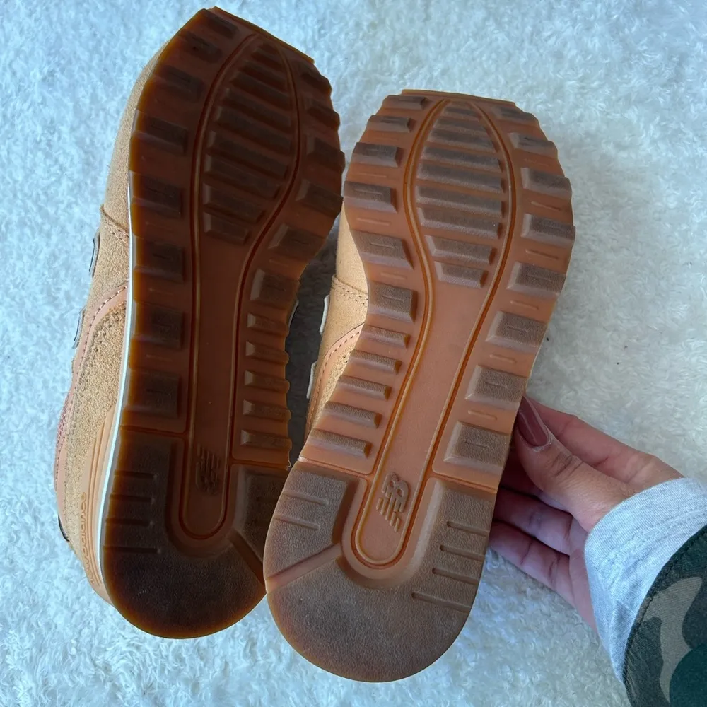 New Balance® X J.Crew 996 women's tonal sneakers - Image 4