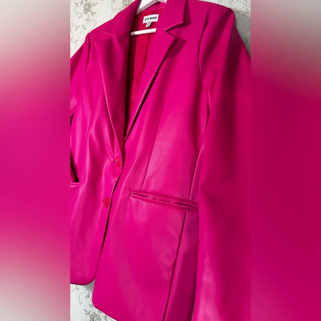 Steve Madden Faux Leather Vibrant Pink Blazer Jacket - Size Medium - Image 5