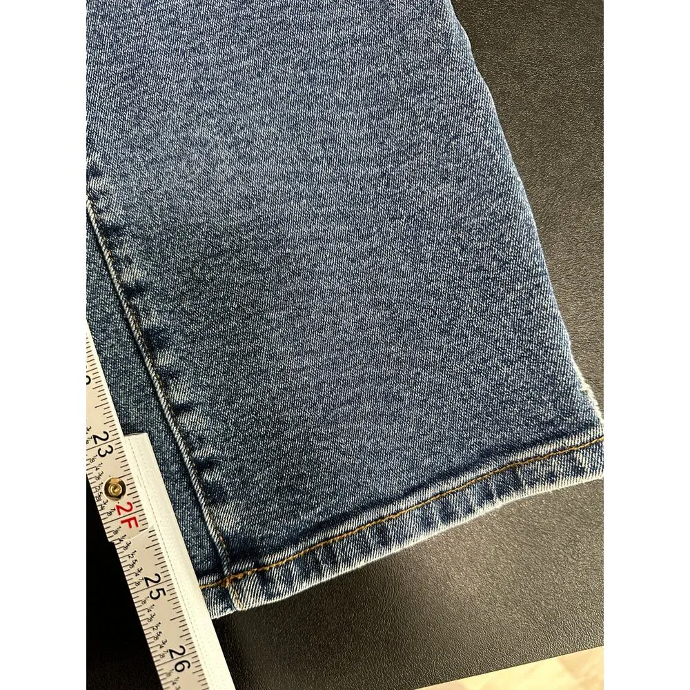 Zara Womens Mom Fit High Waisted Denim Jeans Spring/Summer Z1975 Collection 4 - Image 9