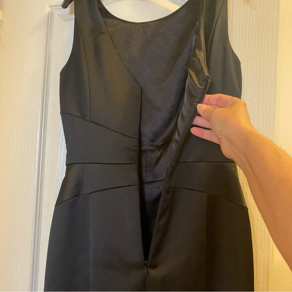 White House Black Market Black Ruched Midi Dress - Image 6