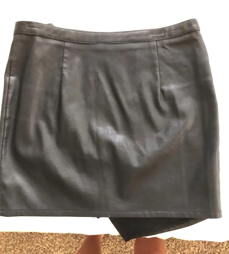Beehive Leather Mini Skirt!!  - Image 3