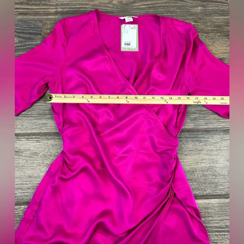 Women’s Gathered Classic Pink Satin Long Sleeve Mini Dress NEW Size Small - Image 6