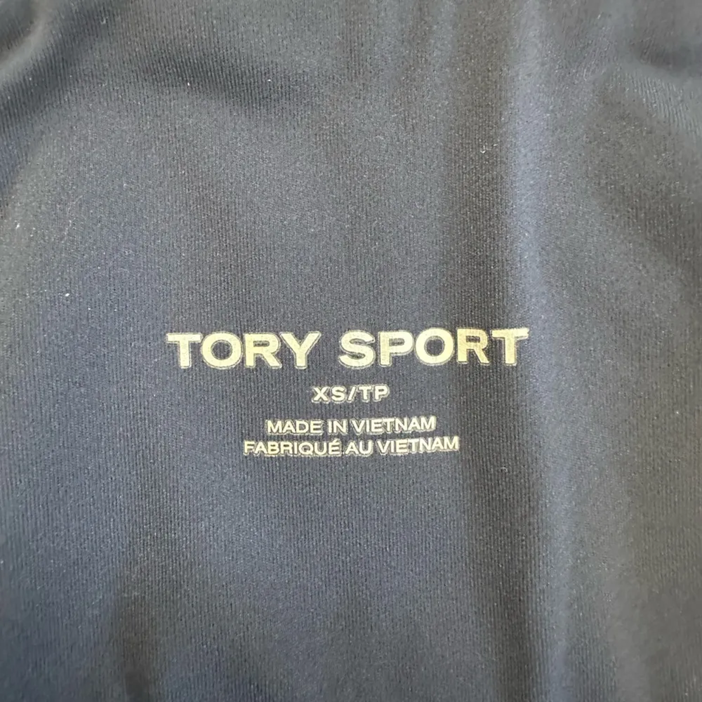 Tory Burch Tory Sport High-Rise Weightless Piped 7/8 Legging - Image 6