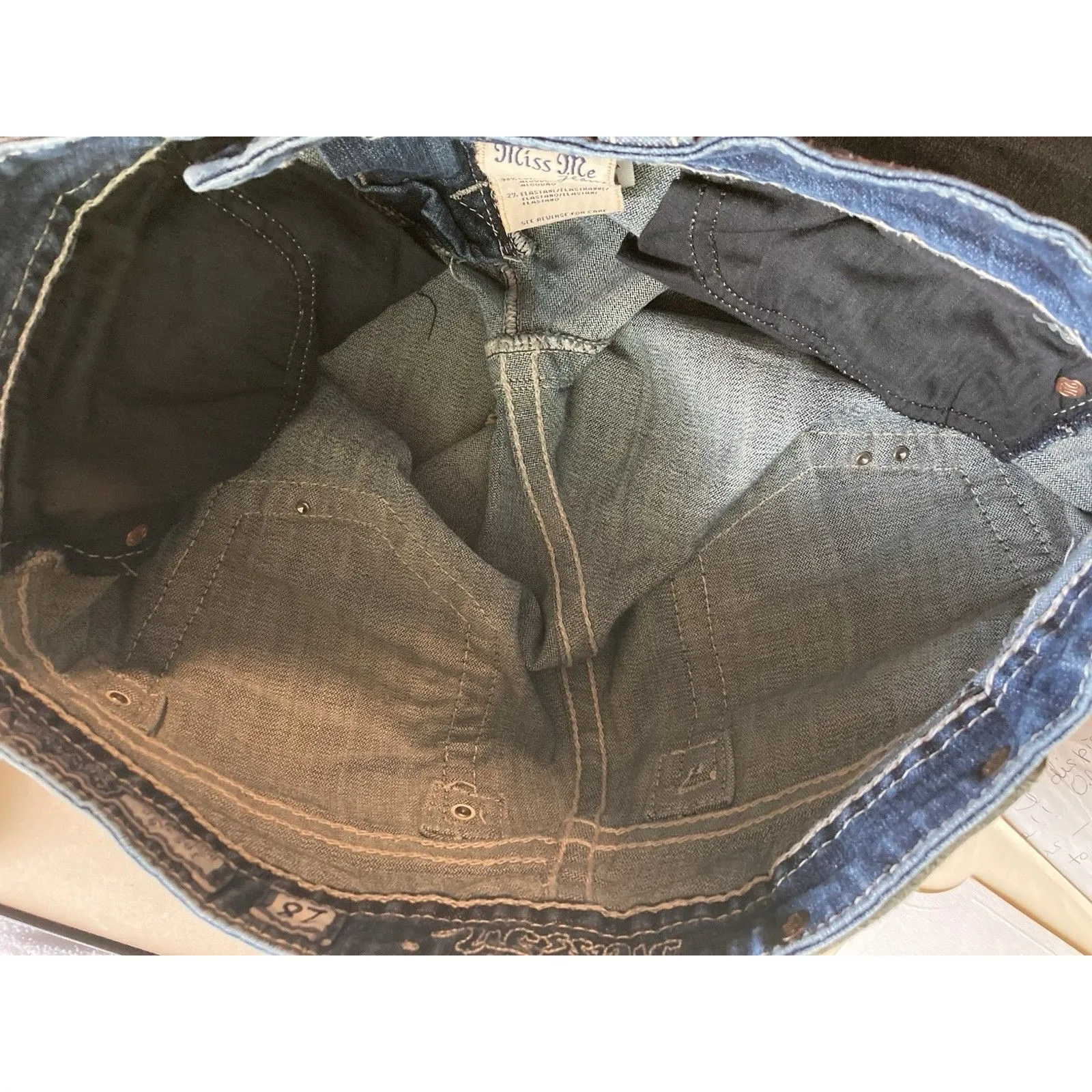 Miss Me Jeans Size 28 Boyfriend Capri Cropped Bling Embroidered JB5778P Flaw - Image 11