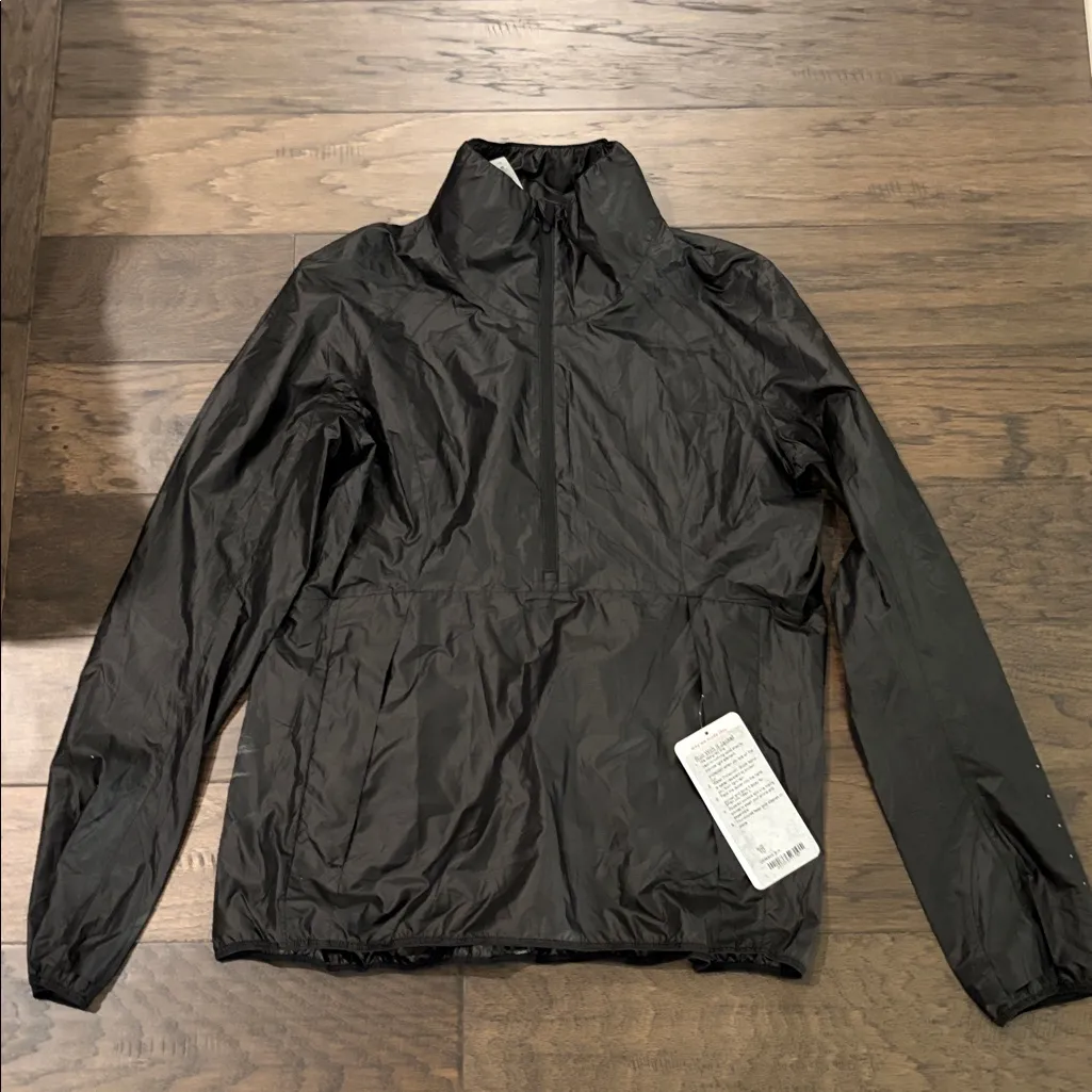 New With Tags Lululemon Run With It Jacket Sz 10 - Image 9