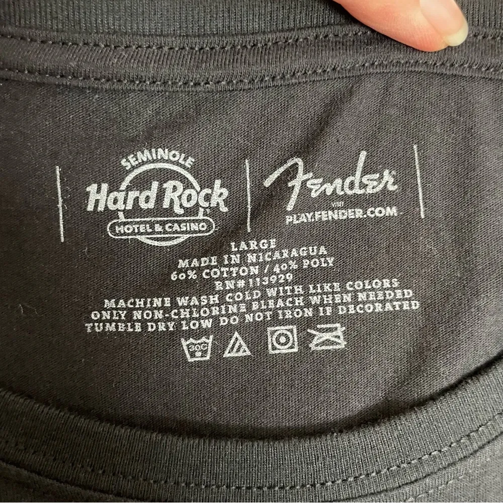 Hard Rock Cafe Tee Shirt Niagara Falls Fender Rhinestone Gems Sparkle Black - Image 6