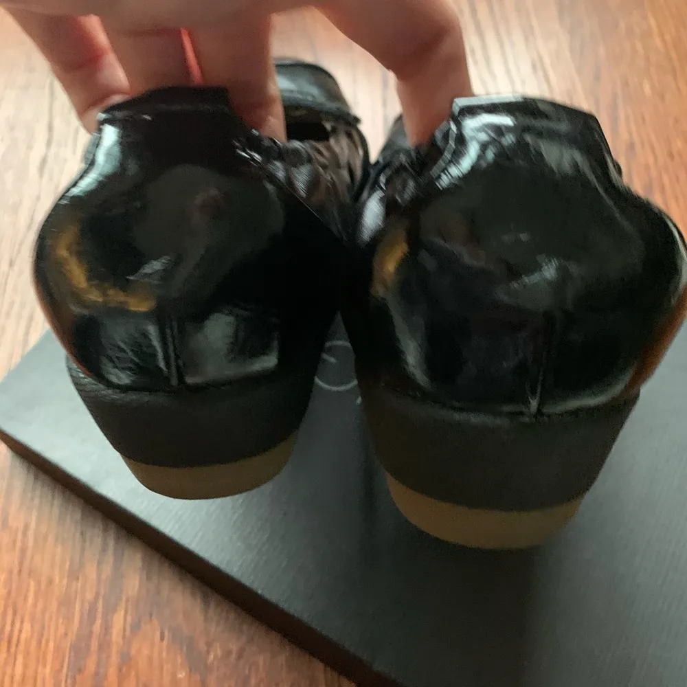 Black Round Toe Cap Toe Crystal MaryJane Flats 39 Size 9 - Image 4