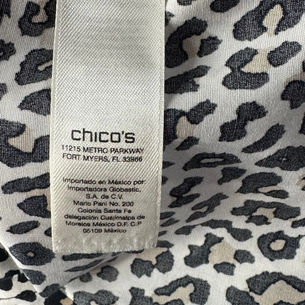 Chico’s SZ 1 (Medium) Top Leopard Zebra Print Button-Up 3/4 Sleeves Hi-Low Hem - Image 9