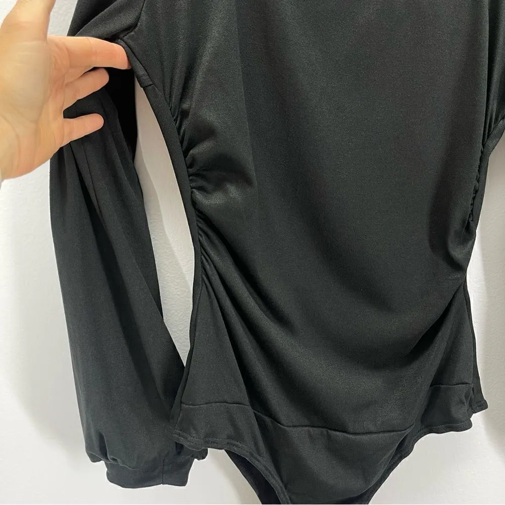 GILLI Square Neck Long Sleeve Bodysuit - Image 9