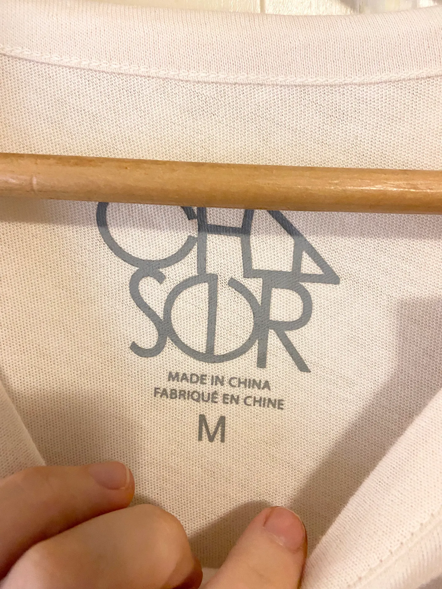 NWT  rainbow nude basic slim graphic T-shirt - Image 5