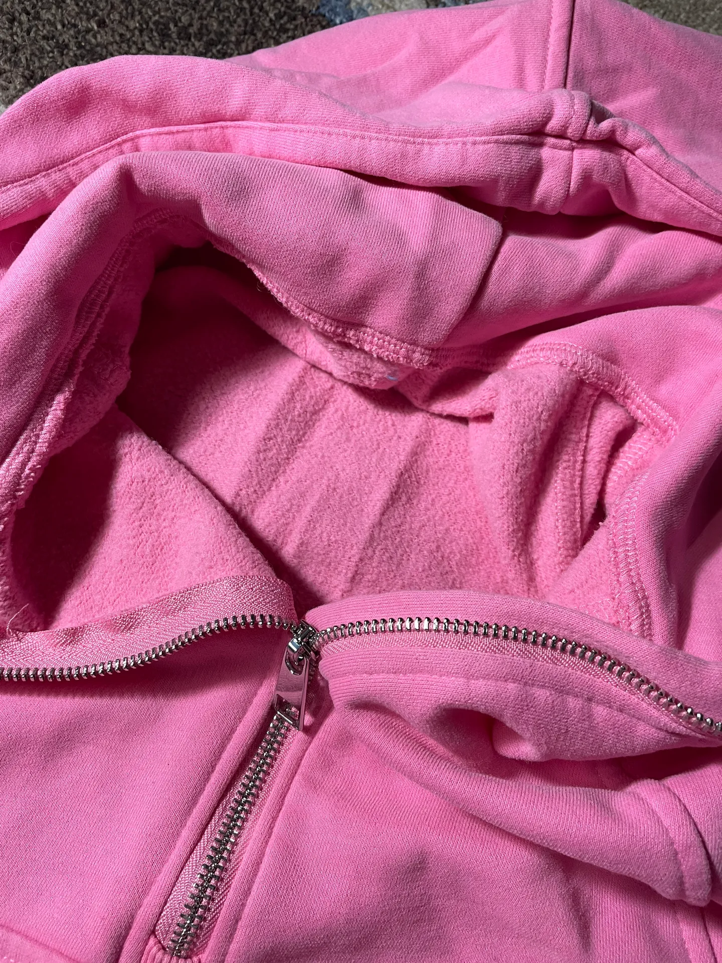 Pink Cropped Hoodie - Image 3