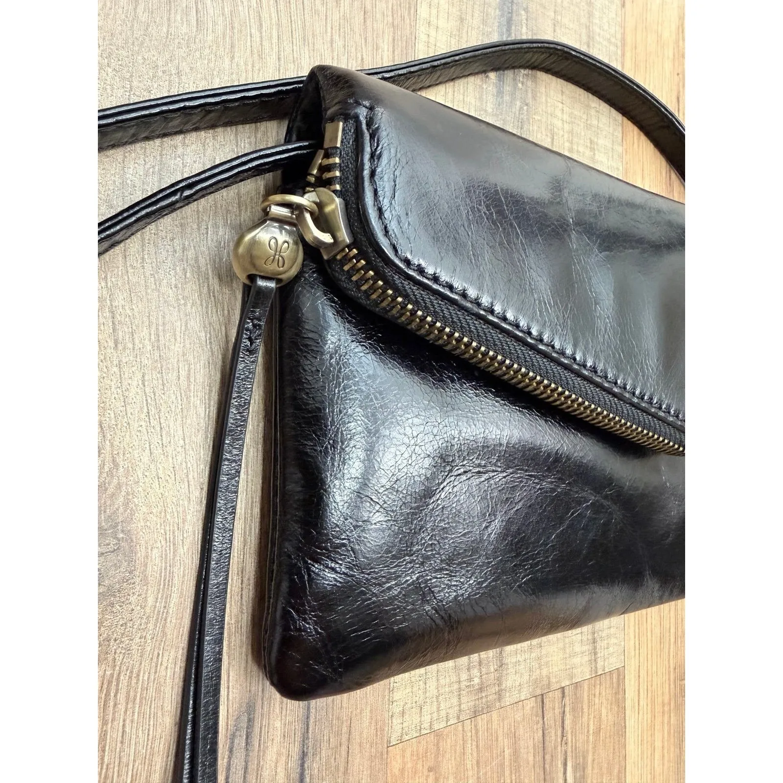 HOBO Black Genuine Leather Crossbody Clutch Bag Zip Flap - Image 5