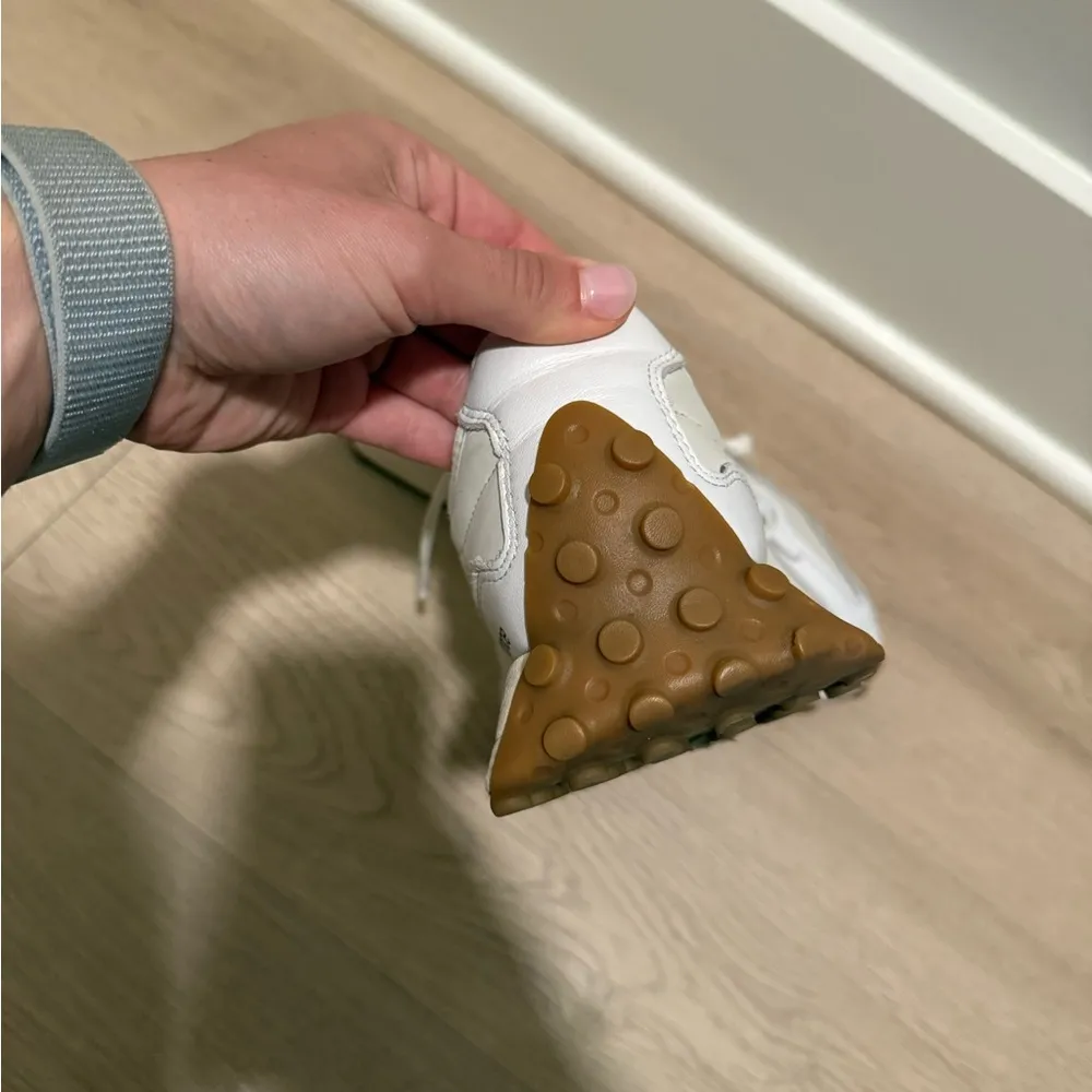 New Balance 327V1 Leather Sneaker - Image 3