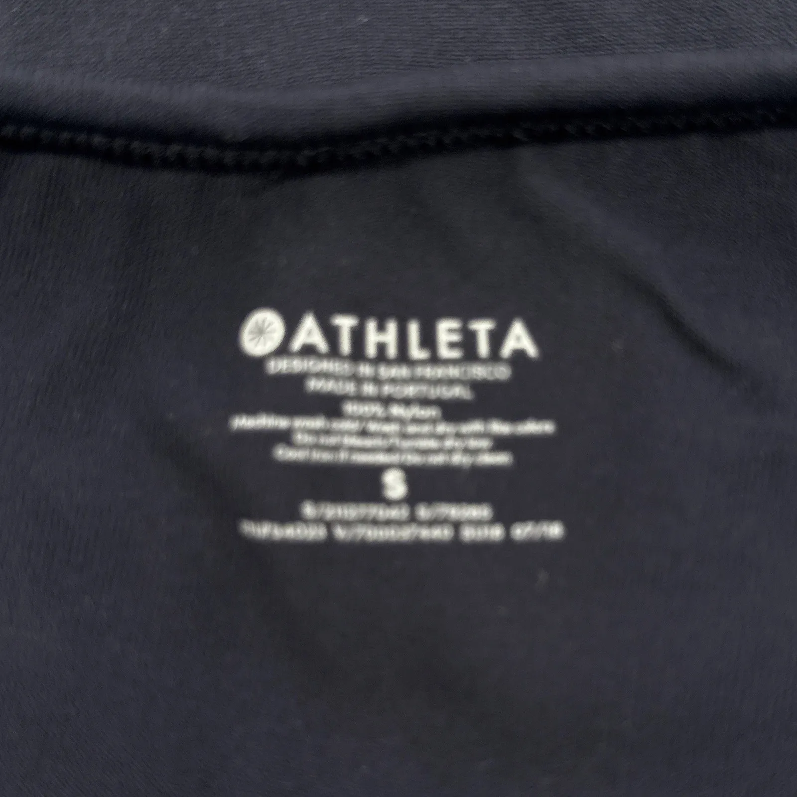 Athleta Black Split Back Perforated Tank Top Sleeveless Workout Activewear Small - Image 6