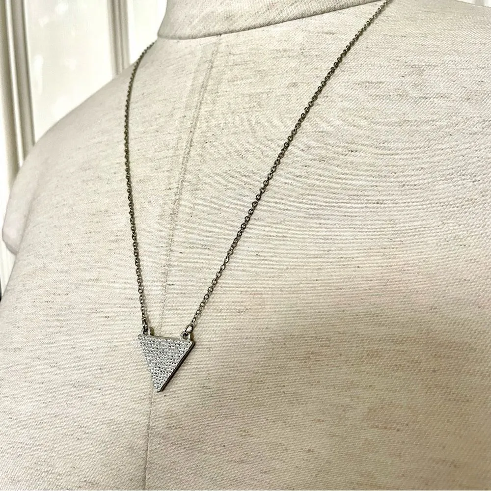 Silver tone triangle pendant necklace - Image 2