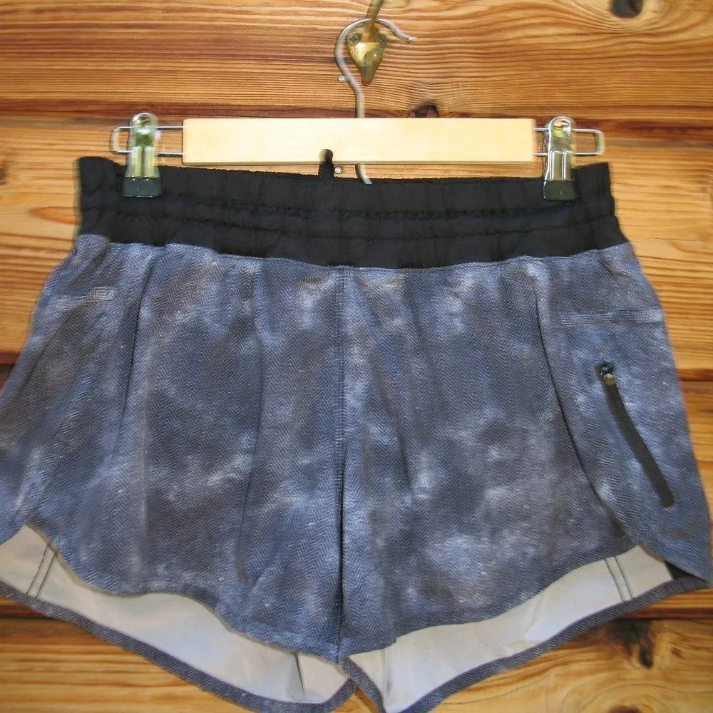 Lululemon Tracker Shorts  - Image 6