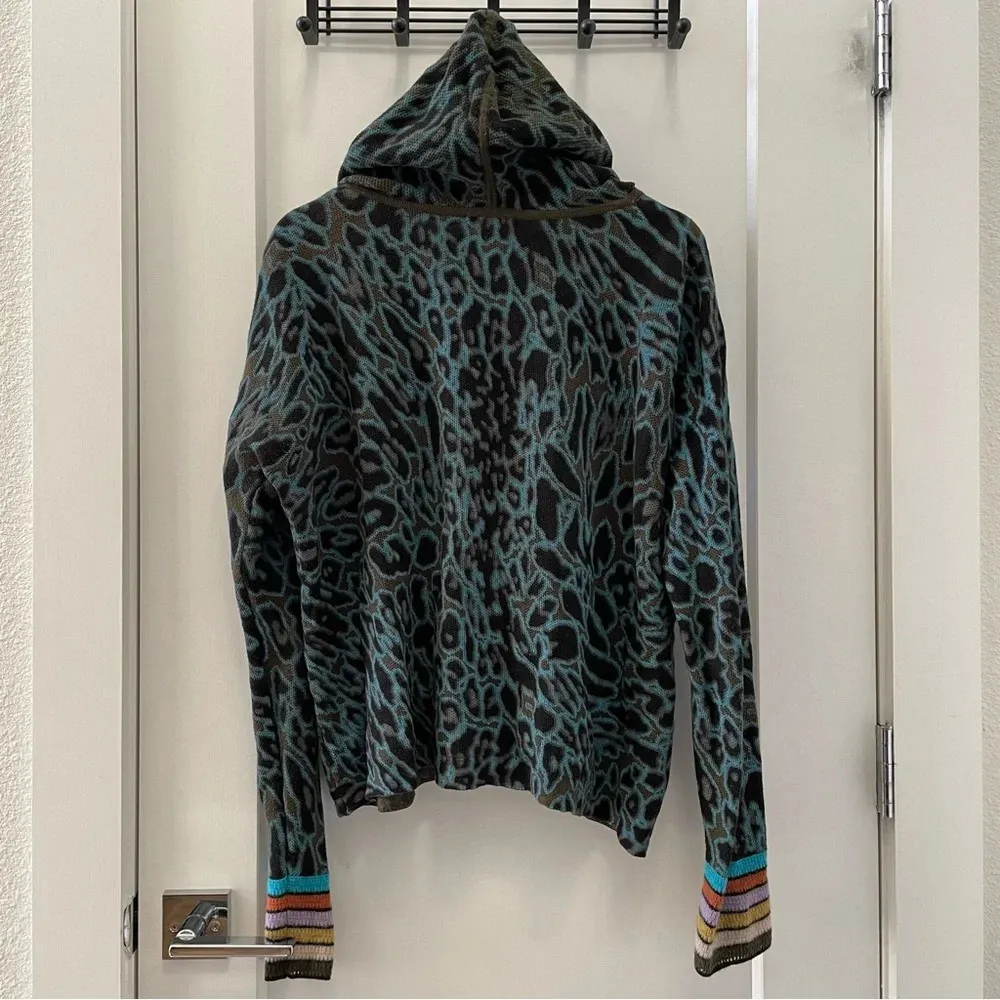 Lisa Todd Women's Blue Long Sleeve Animal - Image 4