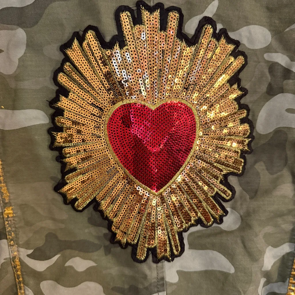 GAP Womens Small Olive Jacket with Graphic Hand Embroidered Embellishment Patch - Image 7