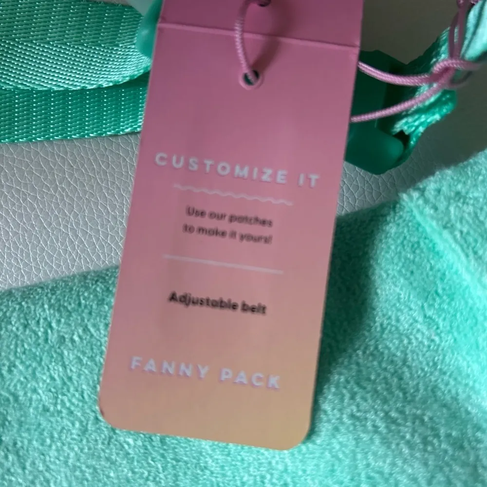 Stoney Clover Lane Terry Cloth Green
Fanny Pack Limited Edition Target - Image 8