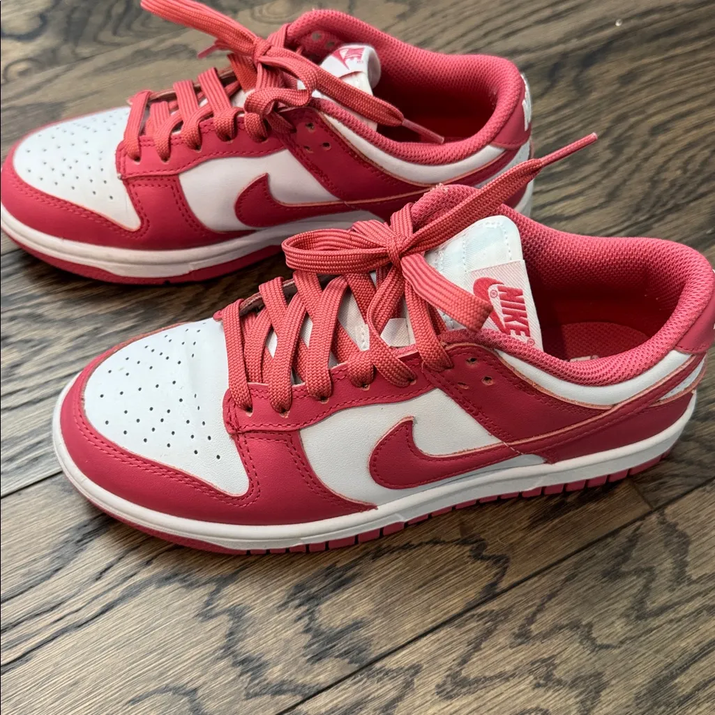 Nike dunk low sneakers. Pink and white. Size 6. - Image 2