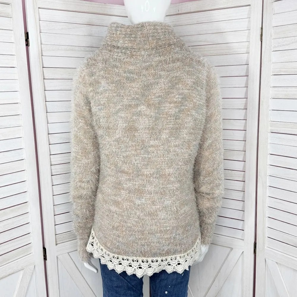 Gimmicks‎ by BKE Eyelash Yarn Lace Trim Cardigan Sweater Tan Multi Small - Image 6