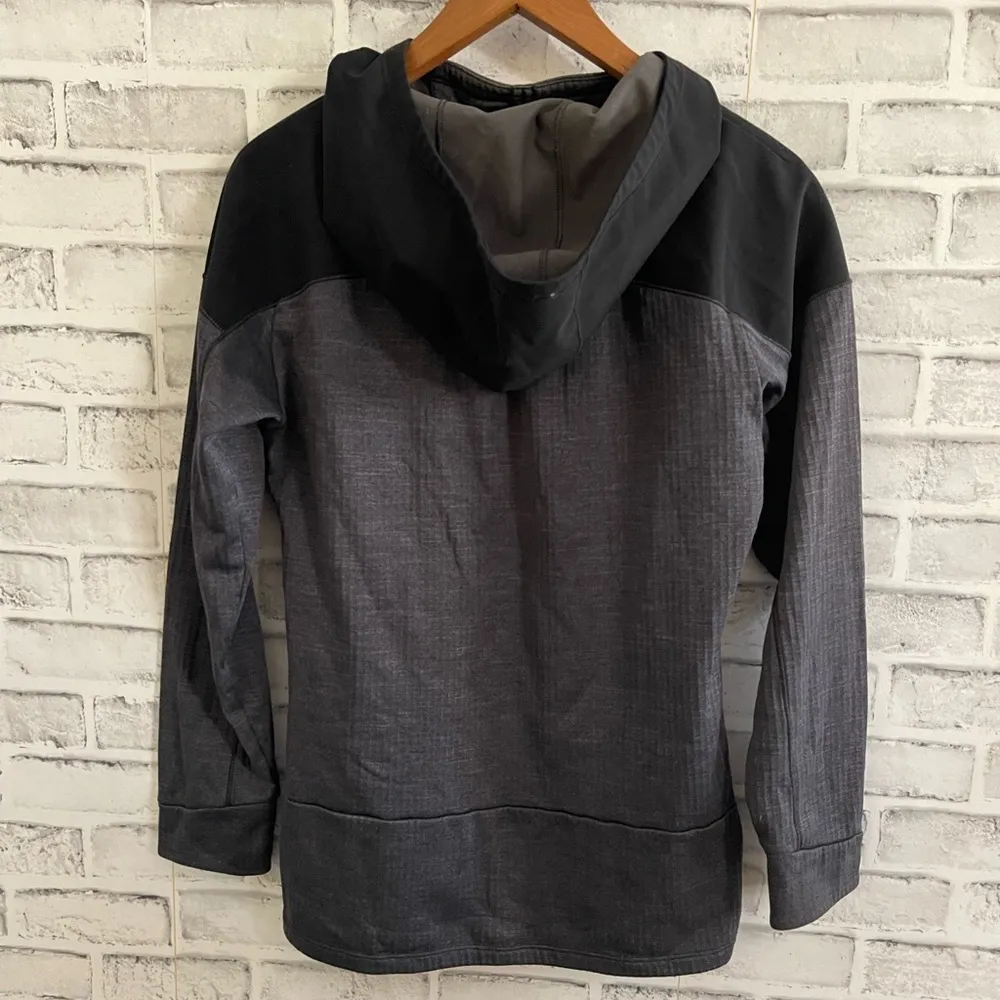 Women’s The North Face gray hoodie Jacket Pullover dynamic Size Small - Image 2